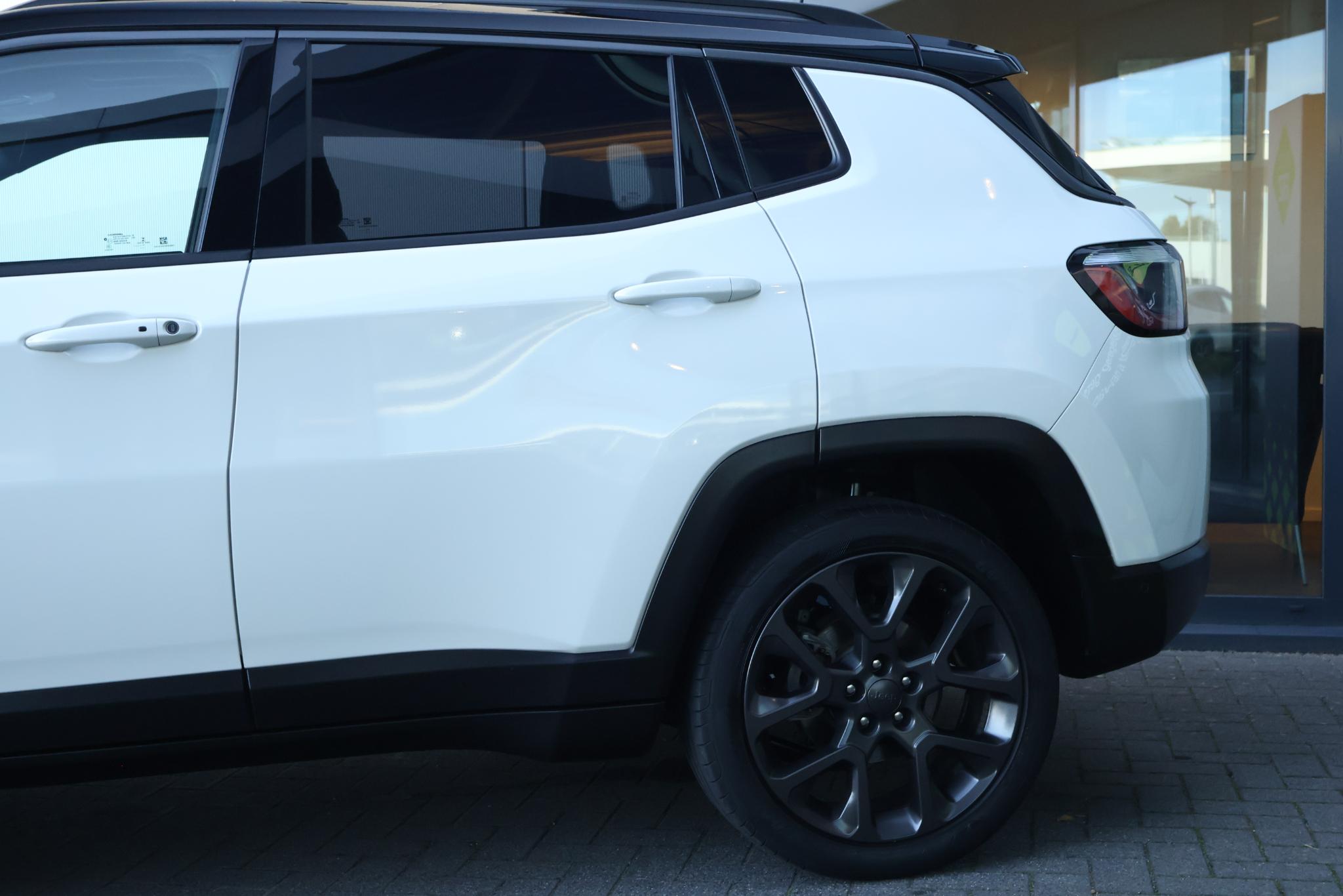 Jeep Compass 1.3T S - Bild 5