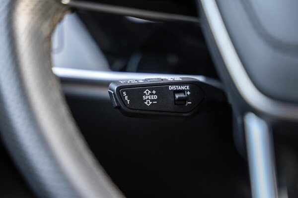 cruise control adaptief met Stop&Go cruise control adaptief met Stop&Go
