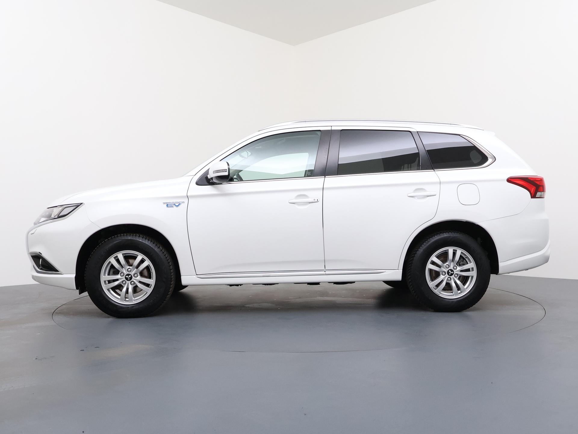 Mitsubishi Outlander 2.0 PHEV Pure - Afbeelding 2