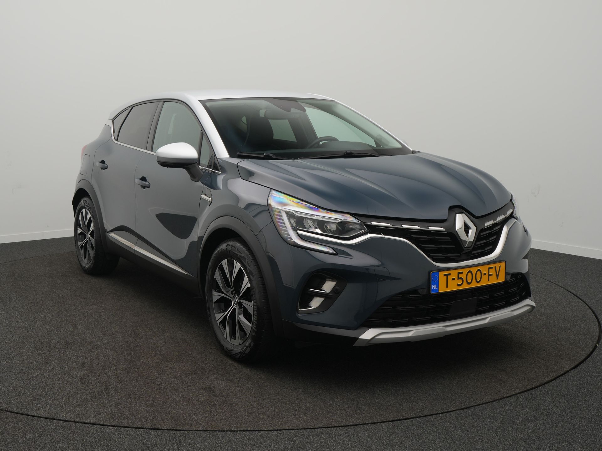 Renault Captur 1.6 E-Tech Full Hybrid 145 Techno - Occasion Lease vanaf €569 p/m - Afbeelding 3