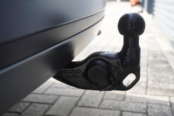 trekhaak elektrisch uitklapbaar trekhaak elektrisch uitklapbaar