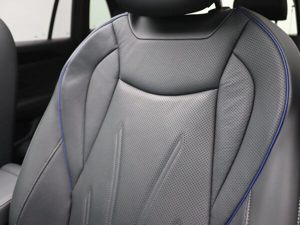 leder 'Varenna' (geperforeerd)