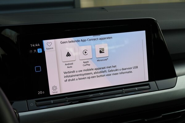 Apple Carplay/Android Auto