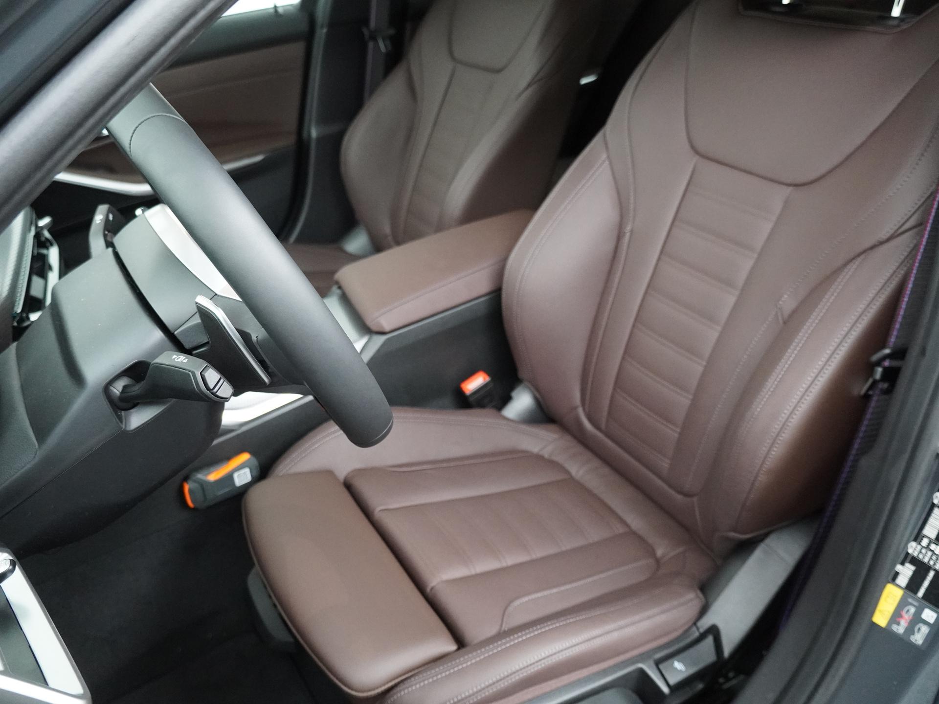 BMW 3 Serie 330e - Afbeelding 4