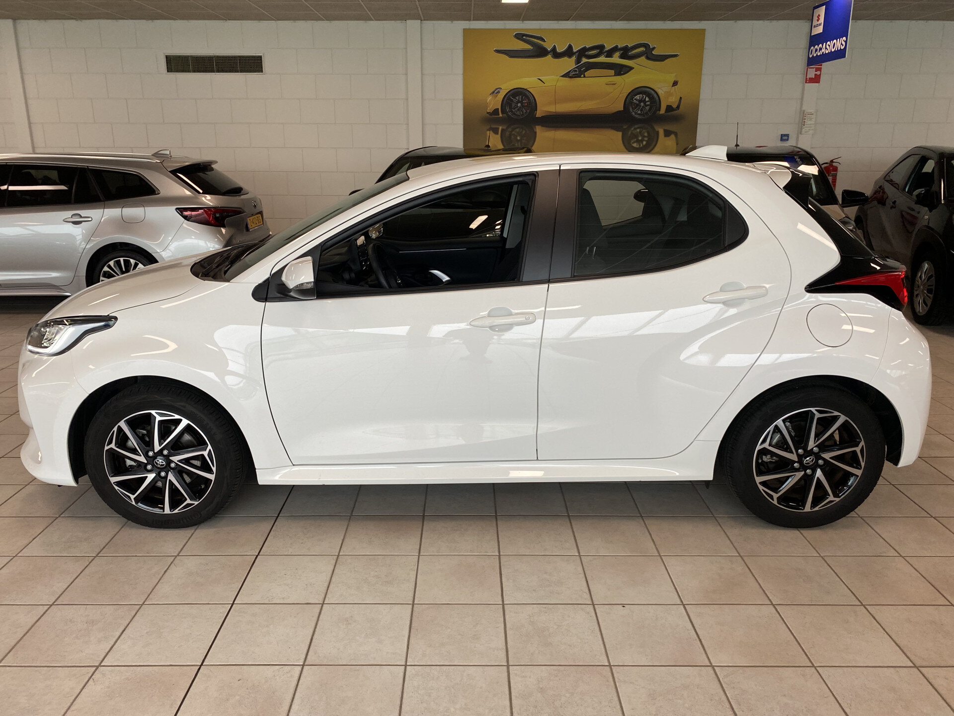 Toyota Yaris 1.5 Hybrid Dynamic - Afbeelding 2