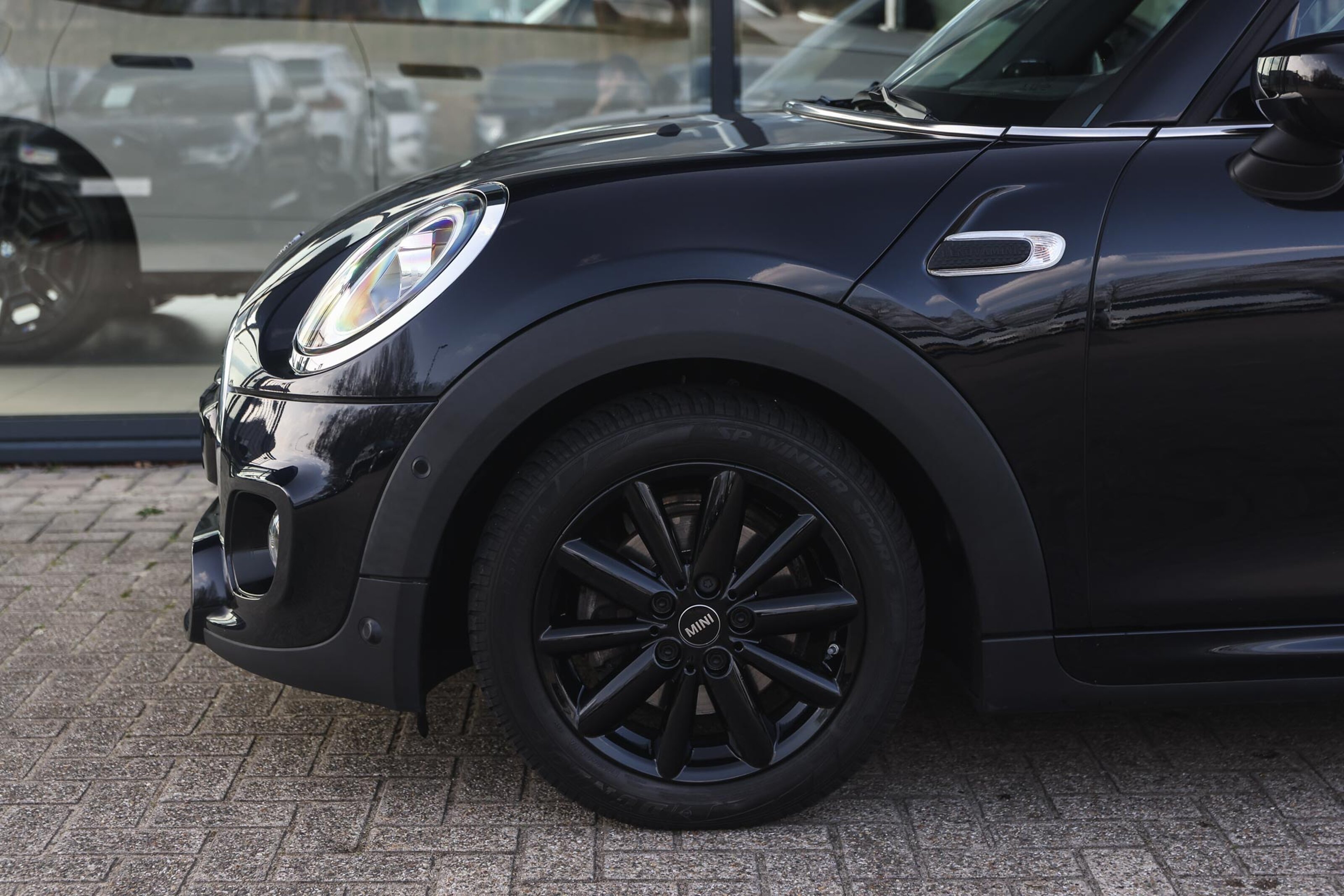 MINI Cooper Hatchback JCW