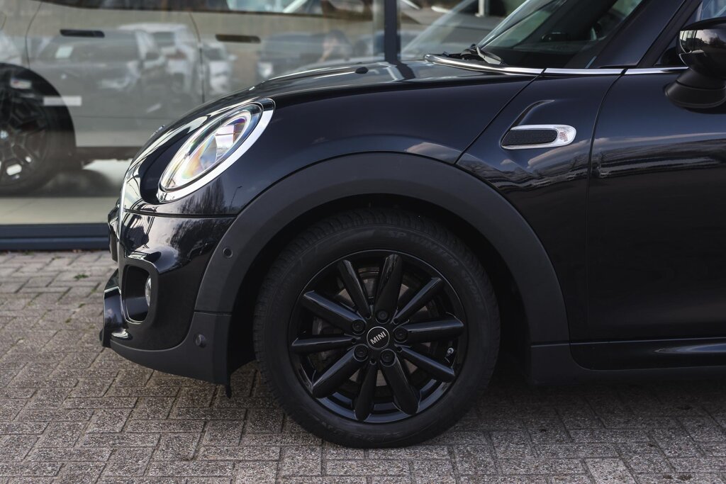 MINI Cooper 5