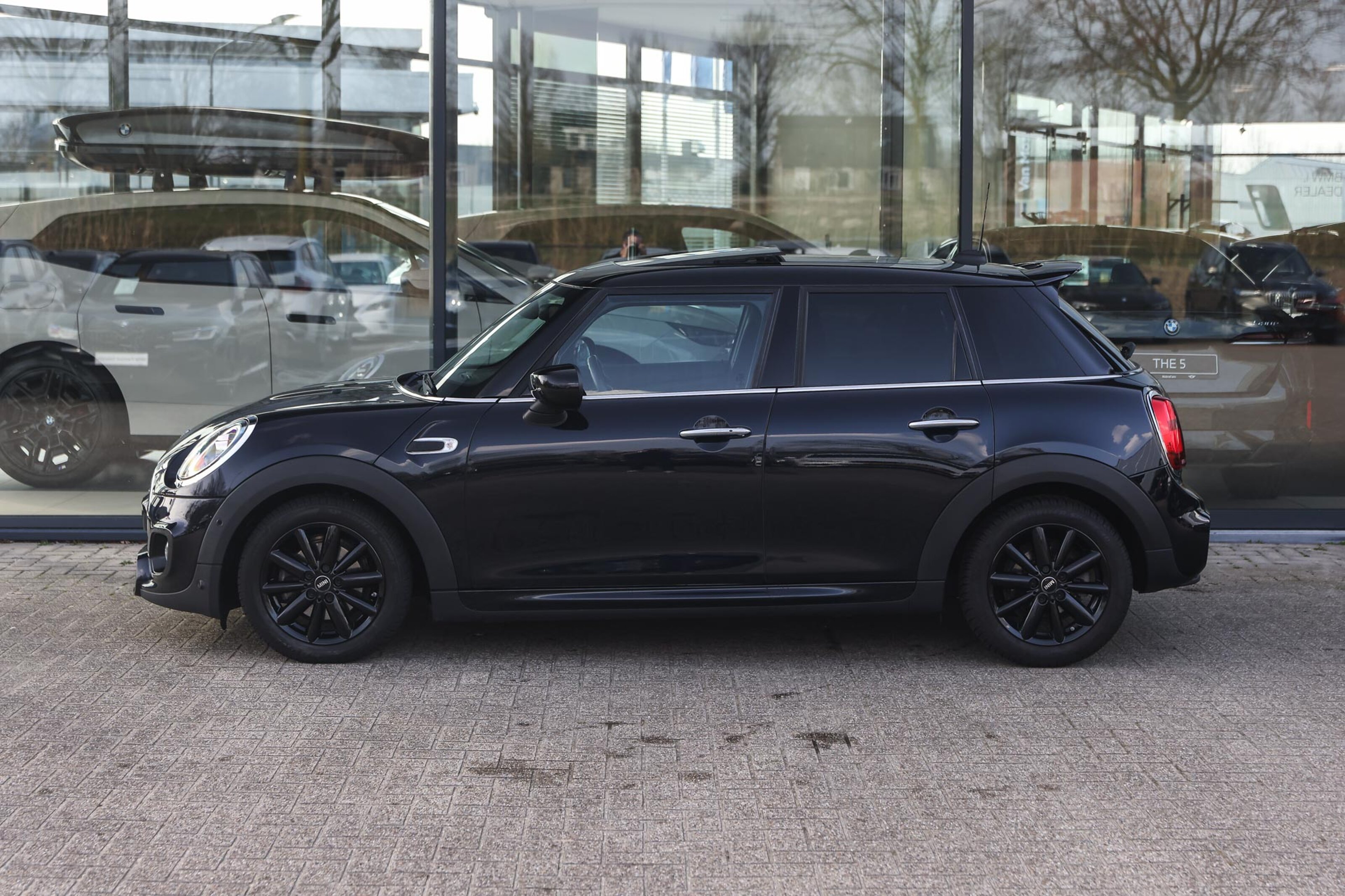 MINI Cooper 8