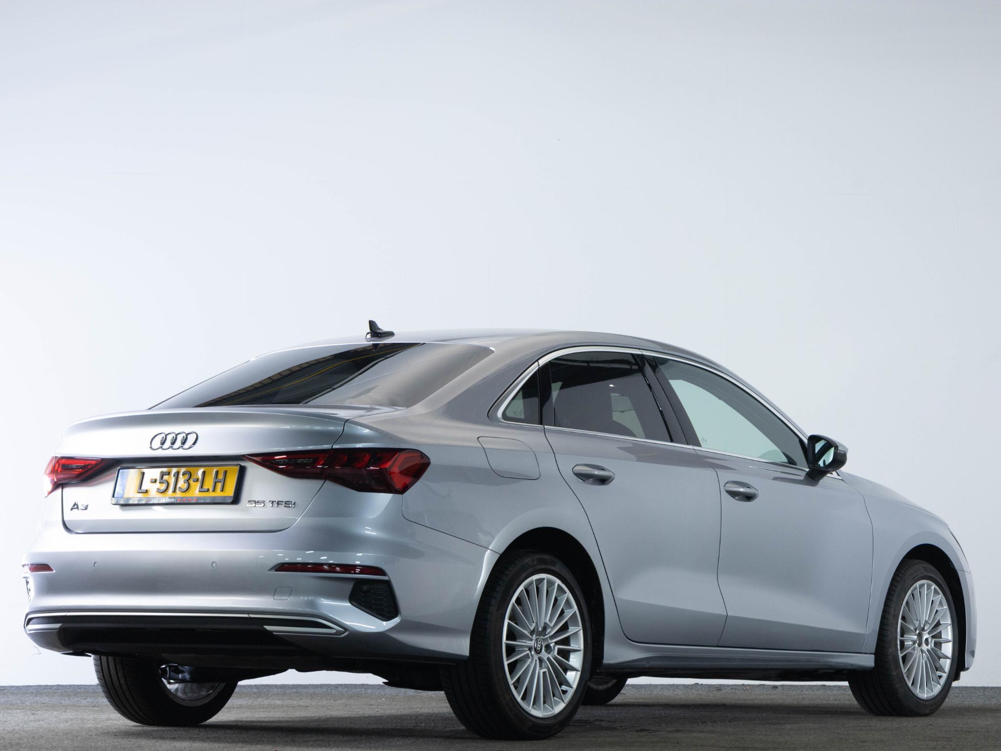 Audi A3 Limousine 35 TFSI Business edition - Afbeelding 2