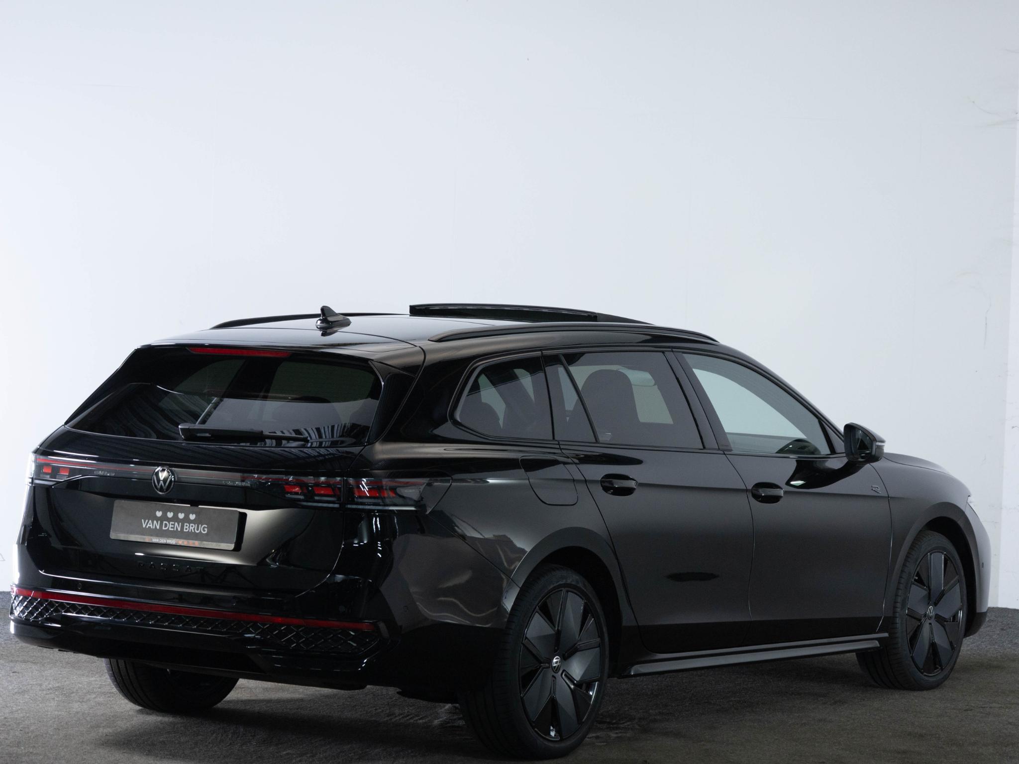 Volkswagen Passat Variant R-Line 1.5 eHybrid 272 PK - Afbeelding 4