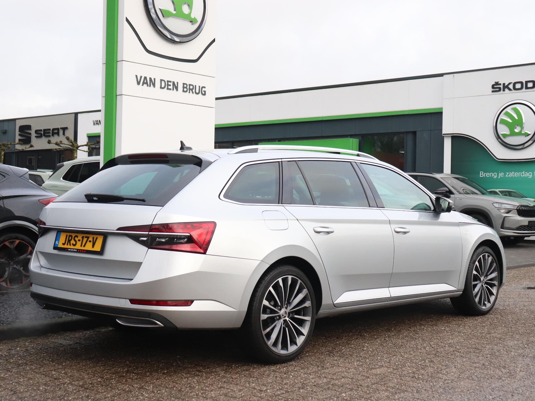 Škoda Superb Combi 1.4 TSI 218pk iV Laurin & Klement - Afbeelding 2