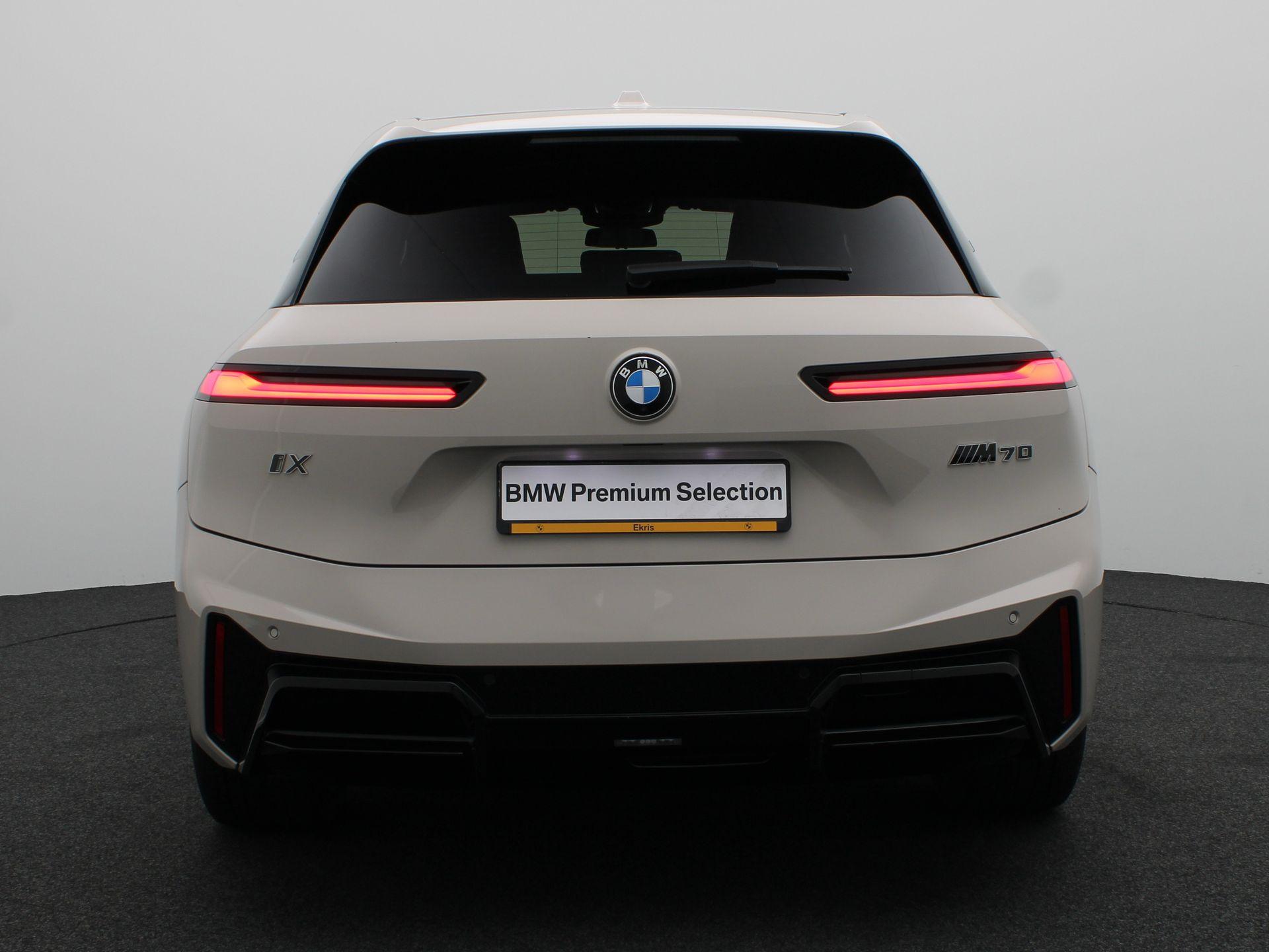 BMW iX xDrive M70 112 kWh - Afbeelding 5