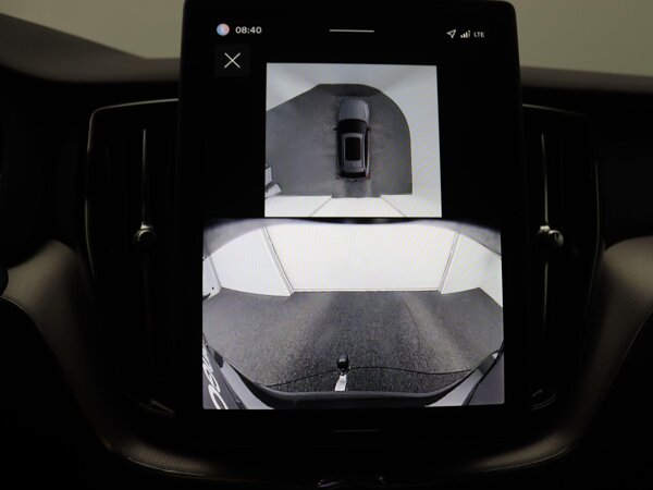 Visual Park Assist met Front "Fisheye" view
