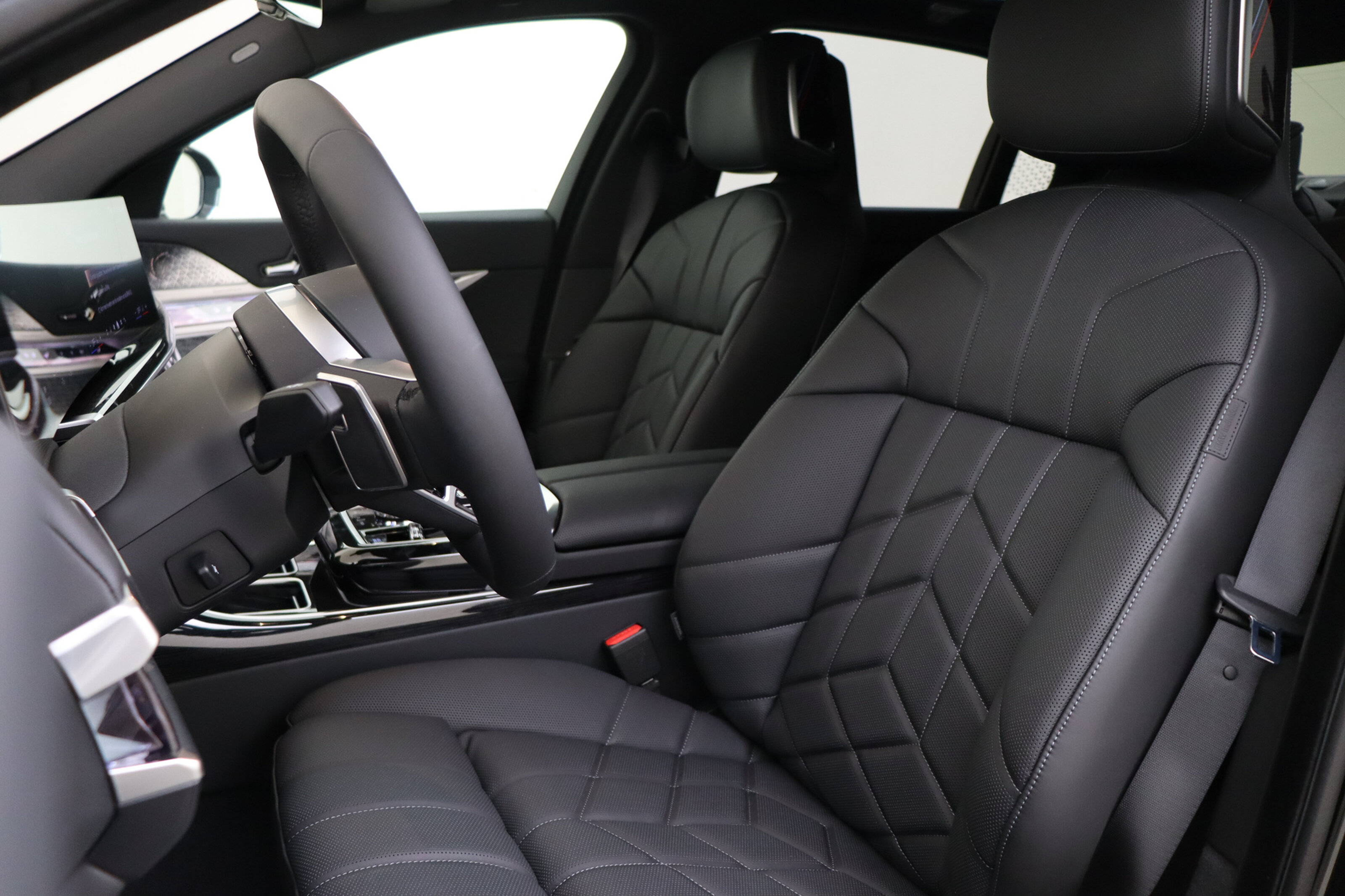 BMW i7 8