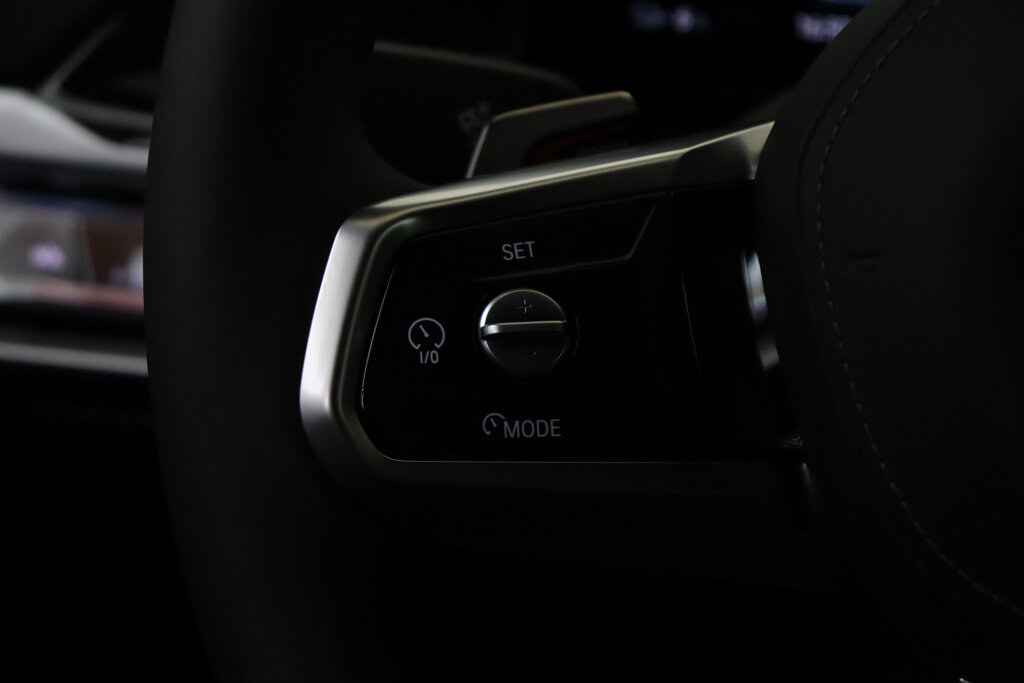 BMW i7 29