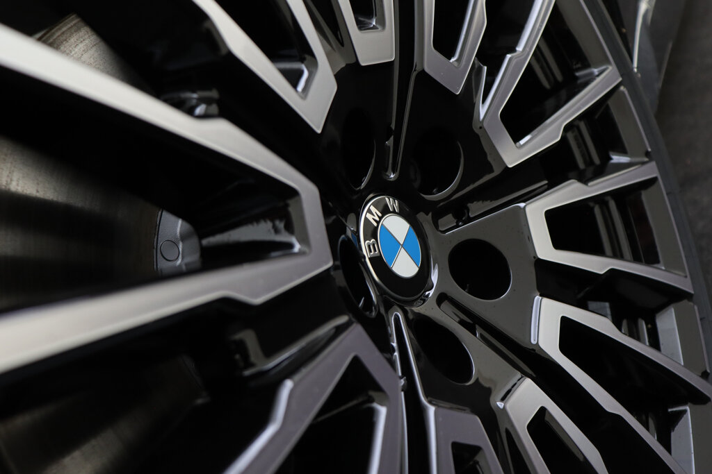 BMW i7 58