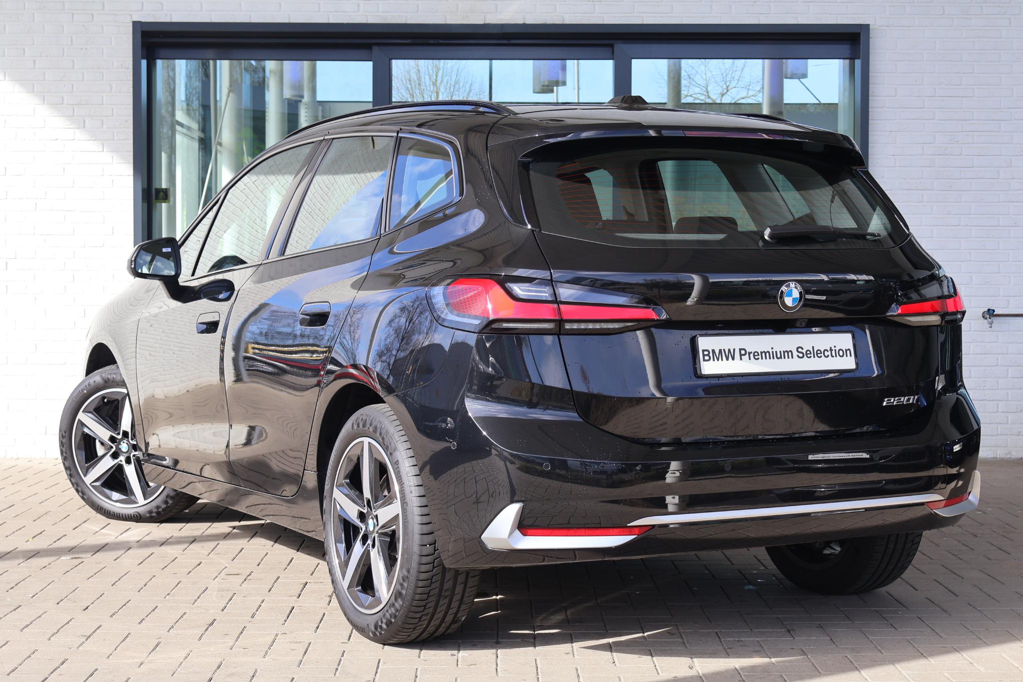 BMW 2 Serie Active Tourer 220i - Afbeelding 2