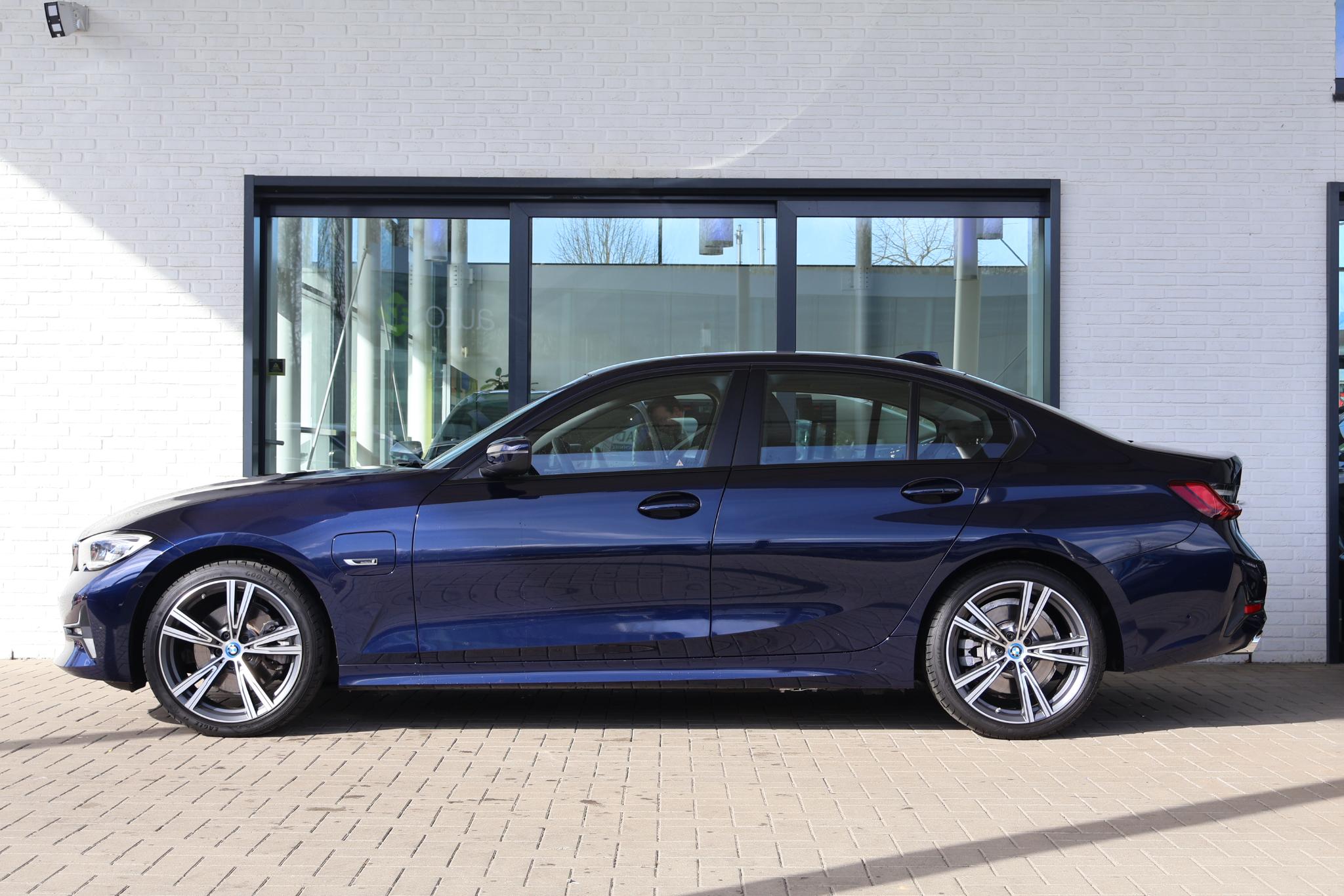 BMW 3 Serie Sedan 320e - Afbeelding 5