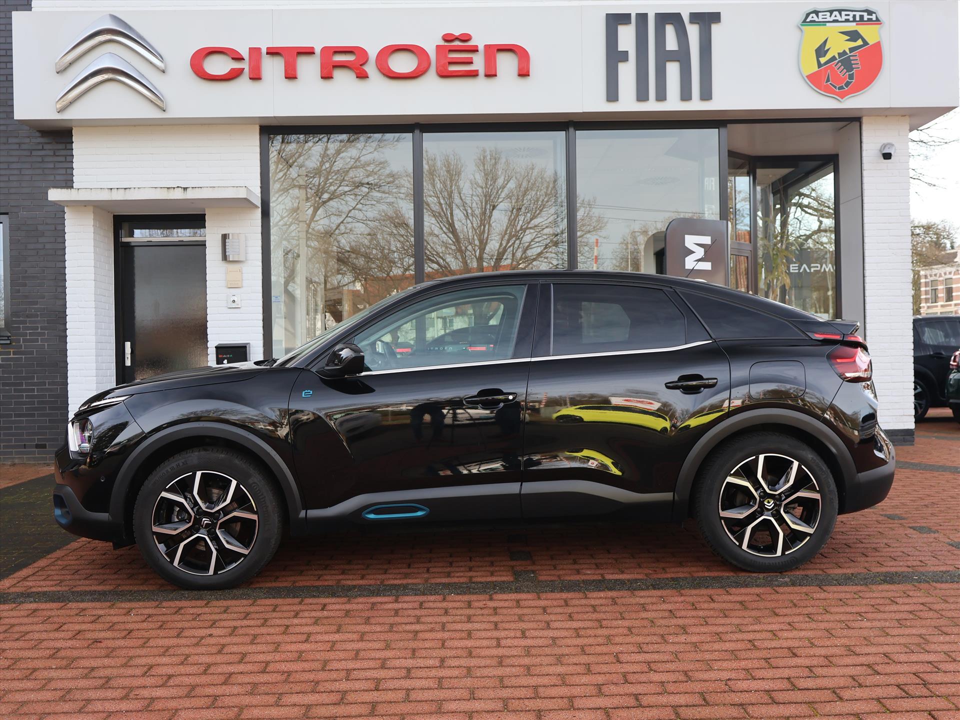 Citroën ë-C4 EV 50kWh 136PK Shine Pack Business, Rijklaarprijs | Navigatie | HUD | DAB+ Tuner | Leder | Stoelverwarming - Afbeelding 2