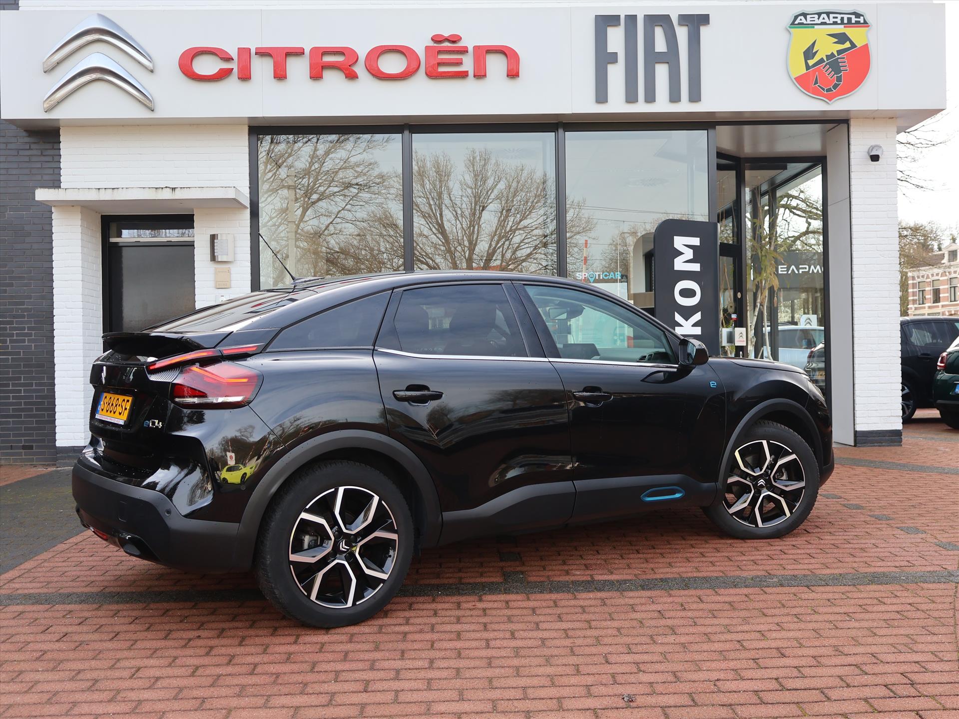 Citroën ë-C4 EV 50kWh 136PK Shine Pack Business, Rijklaarprijs | Navigatie | HUD | DAB+ Tuner | Leder | Stoelverwarming - Afbeelding 4