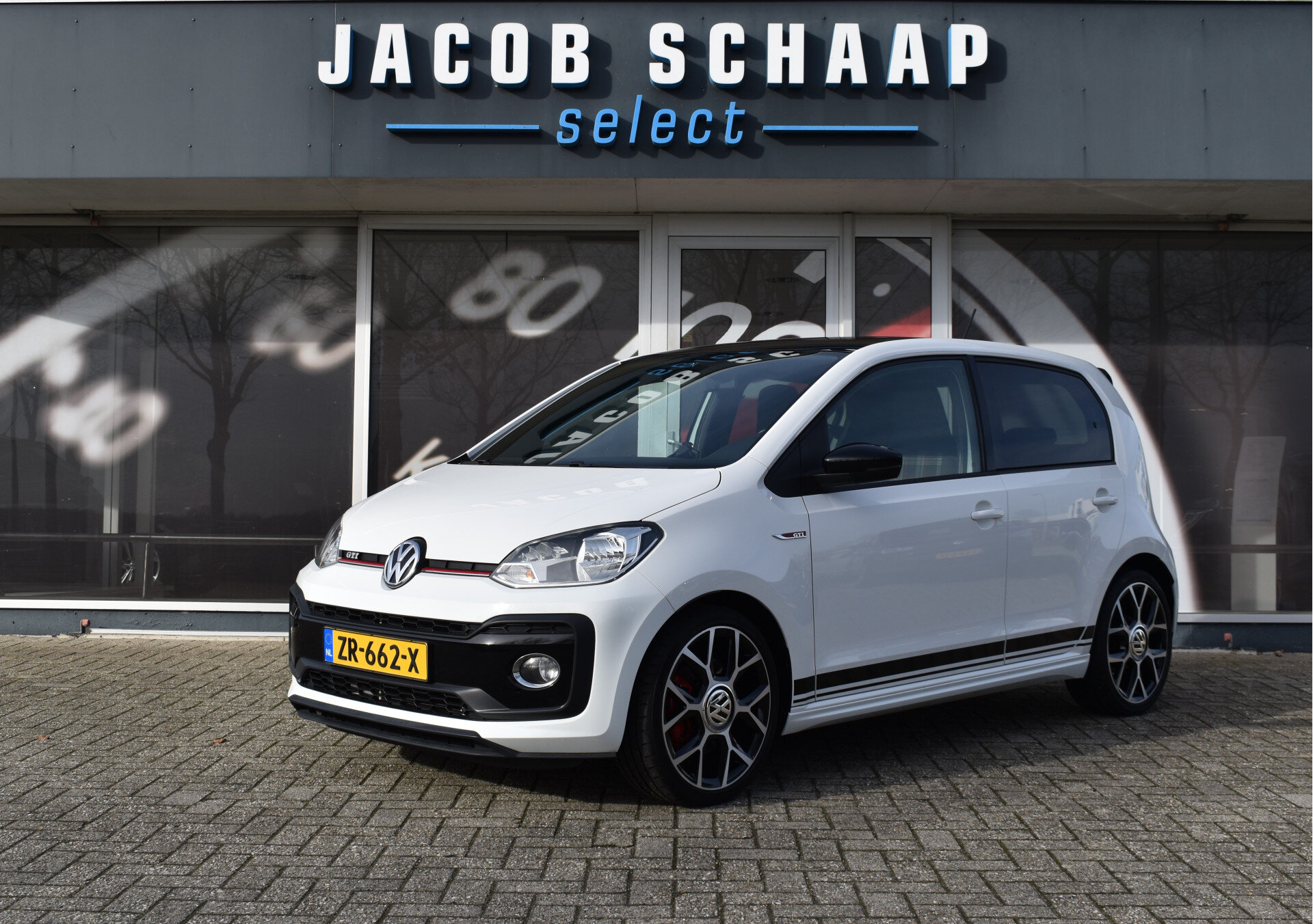 Volkswagen up! 1.0 TSI GTI