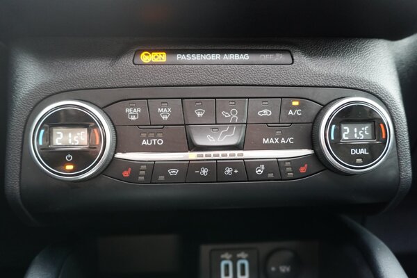 voorstoelen verwarmd