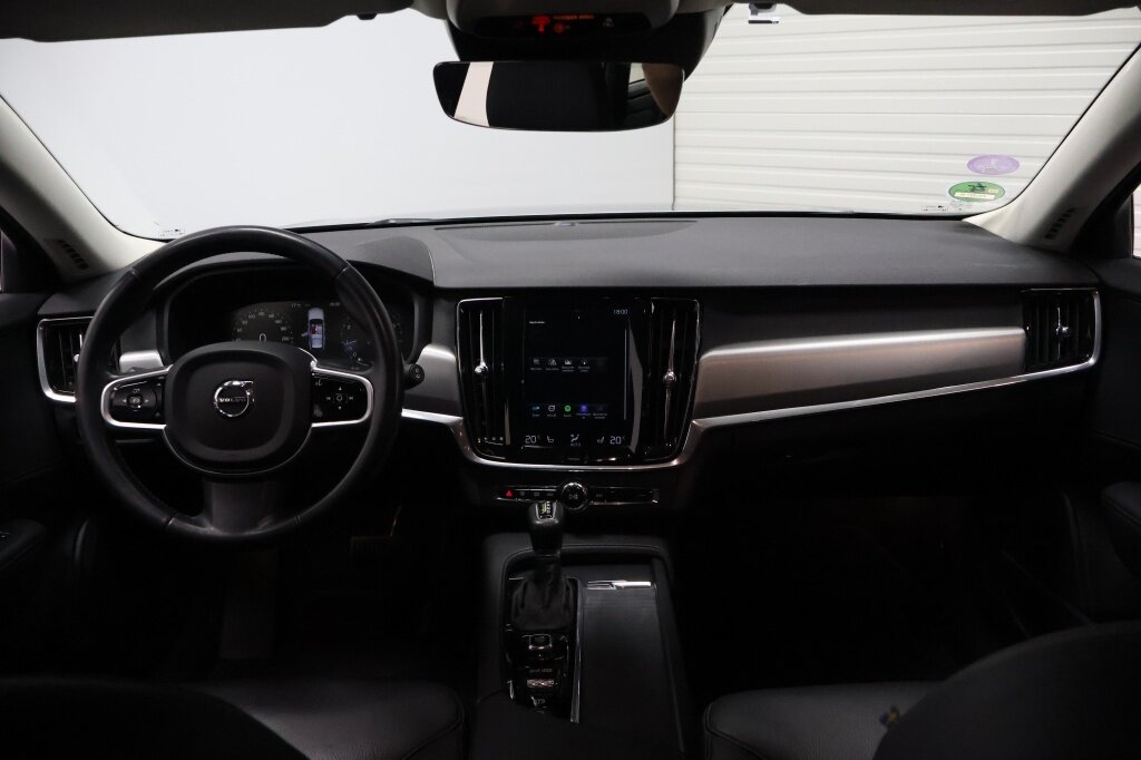 Volvo V90 2.0 T4 Inscription 190pk | Trekhaak | Navigatie | Keyless - Afbeelding 2