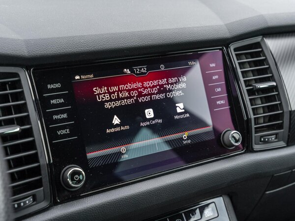 Apple Carplay/Android Auto
