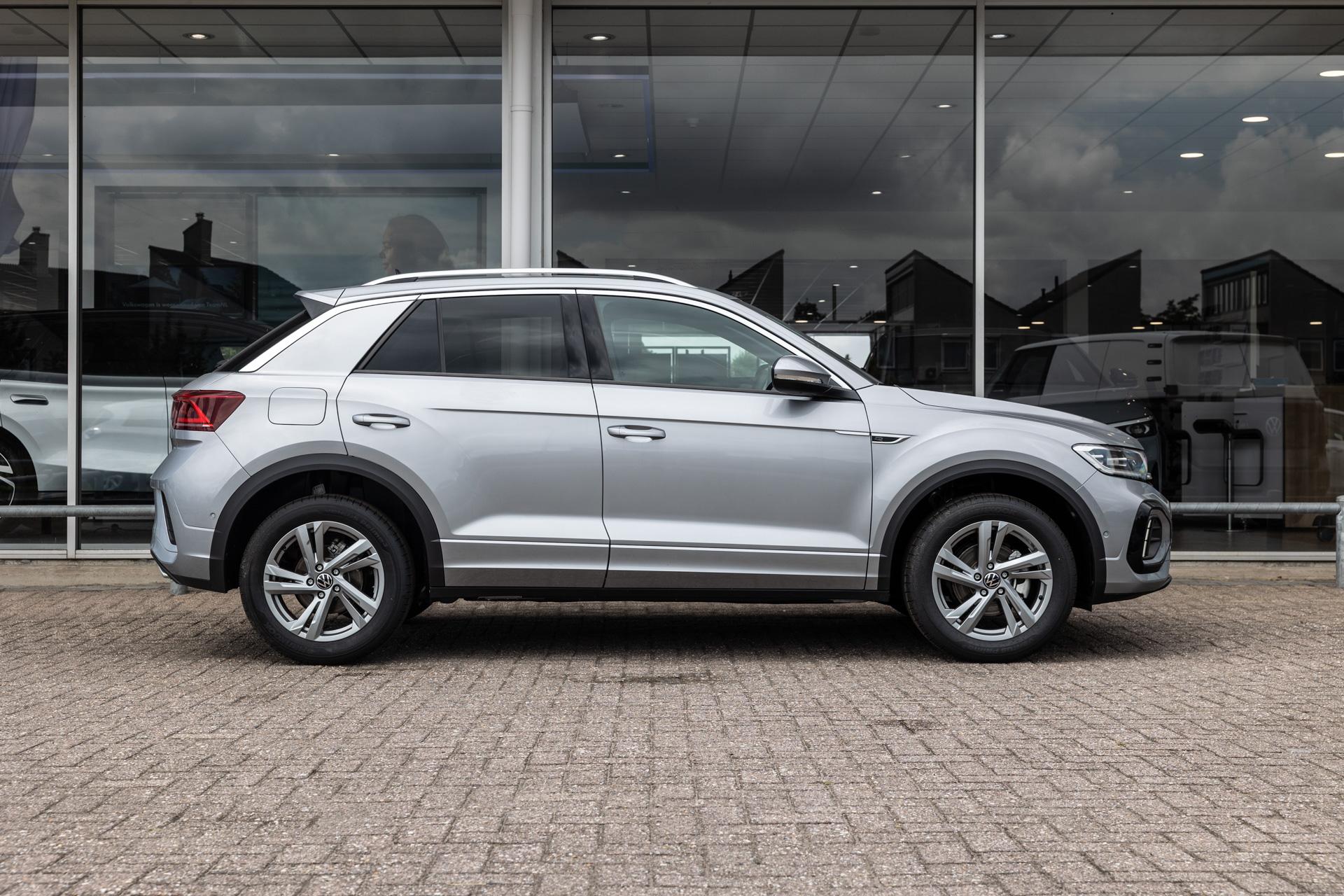 Volkswagen T-Roc 1.5 TSI 150pk DSG R-Line Edition - Afbeelding 3