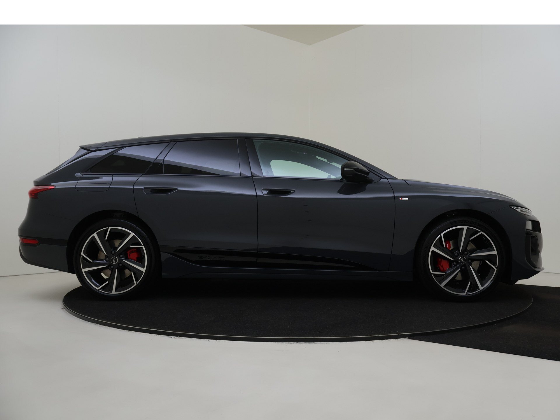 Audi A6 Avant e-tron Performance S edition - Afbeelding 4