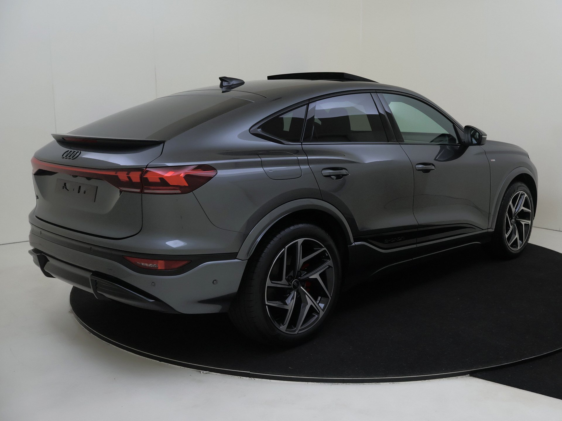 Audi Q6 Sportback e-tron S edition - Afbeelding 2