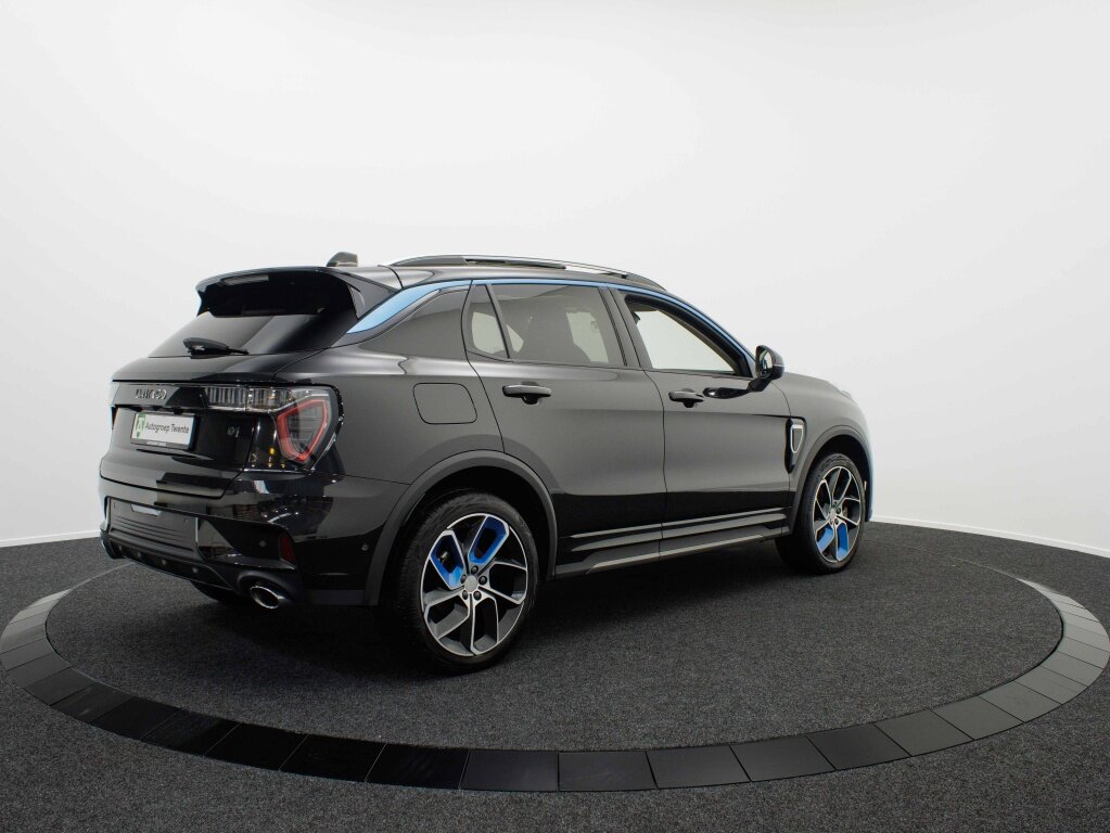 Lynk & Co 01 1.5 PHEV 261 PK | Trekhaak | 360 graden camera | Panoramadak | N - Afbeelding 2
