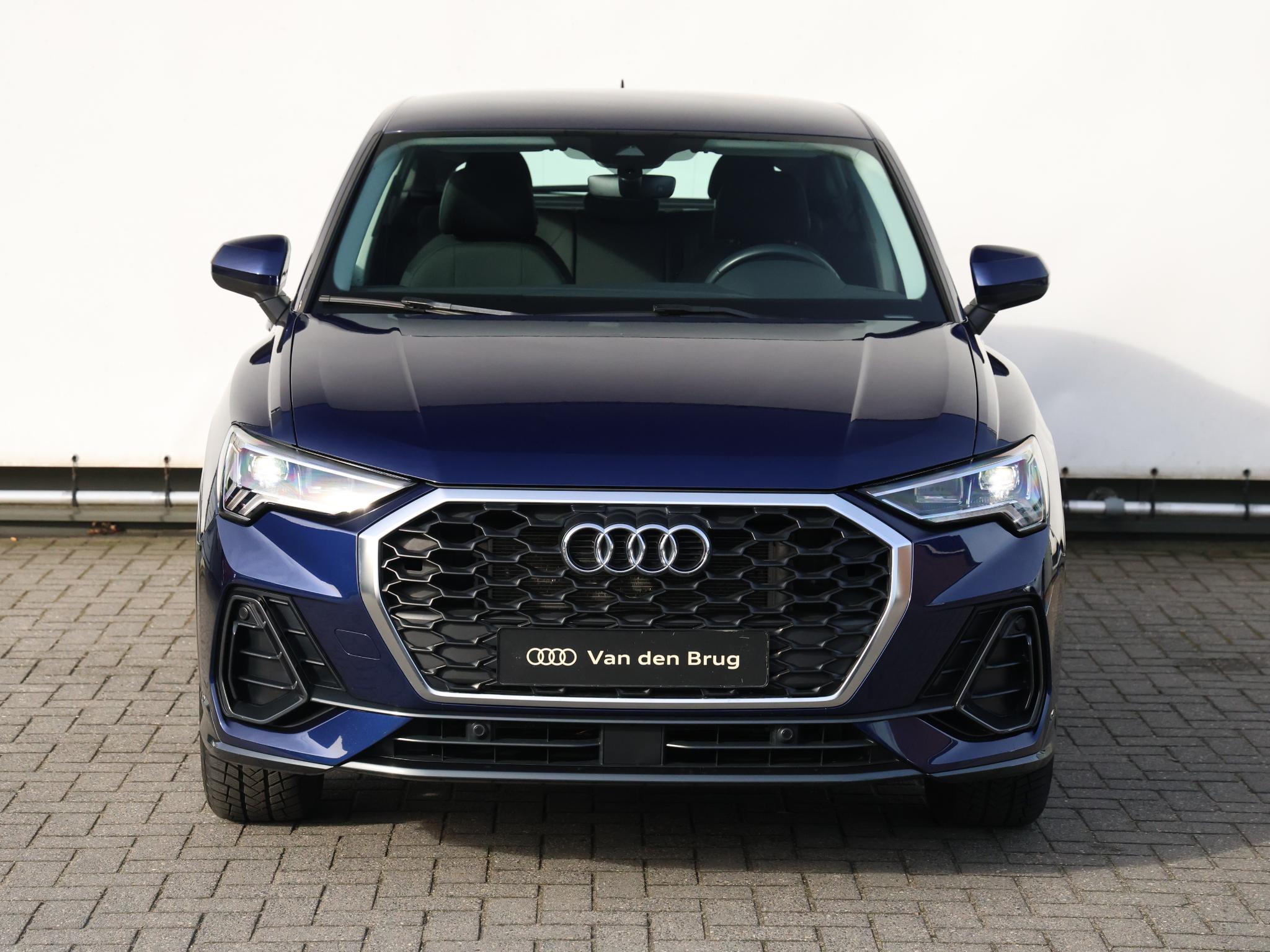 Audi Q3 Sportback 45 TFSI e Business Edition - Afbeelding 4