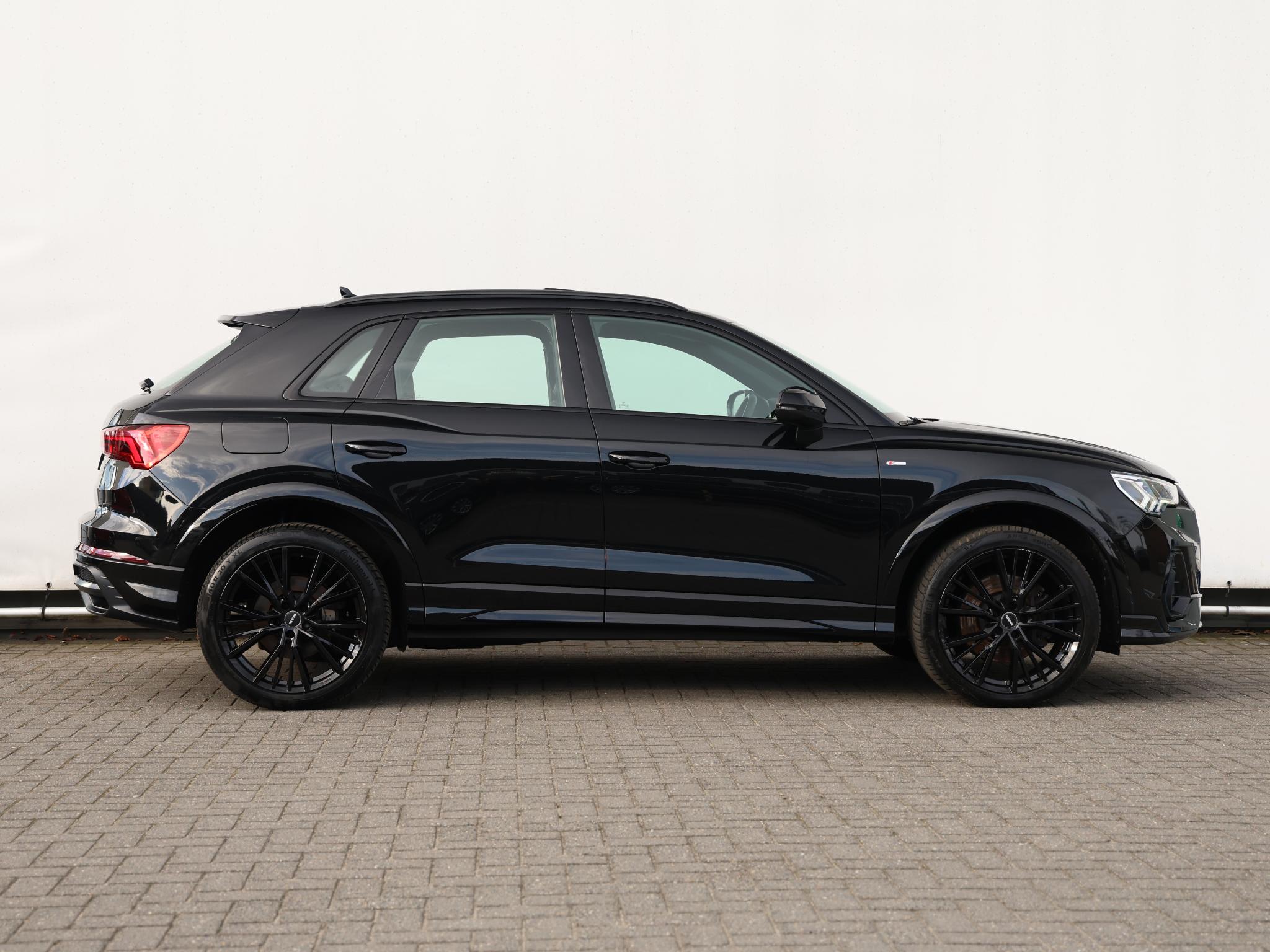 Audi Q3 45 TFSI e S edition - Afbeelding 2
