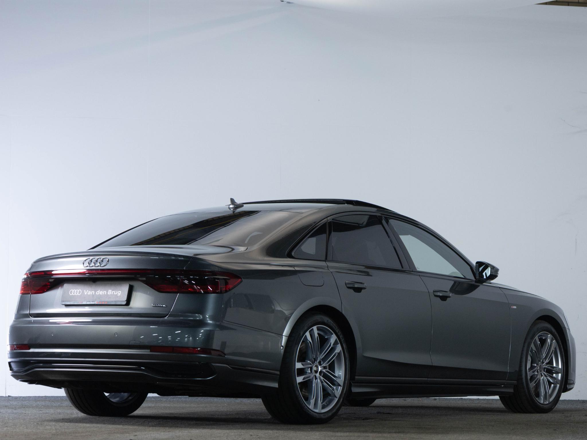 Audi A8 S-Line 60 TFSI e 462 PK QUATTRO - Afbeelding 2