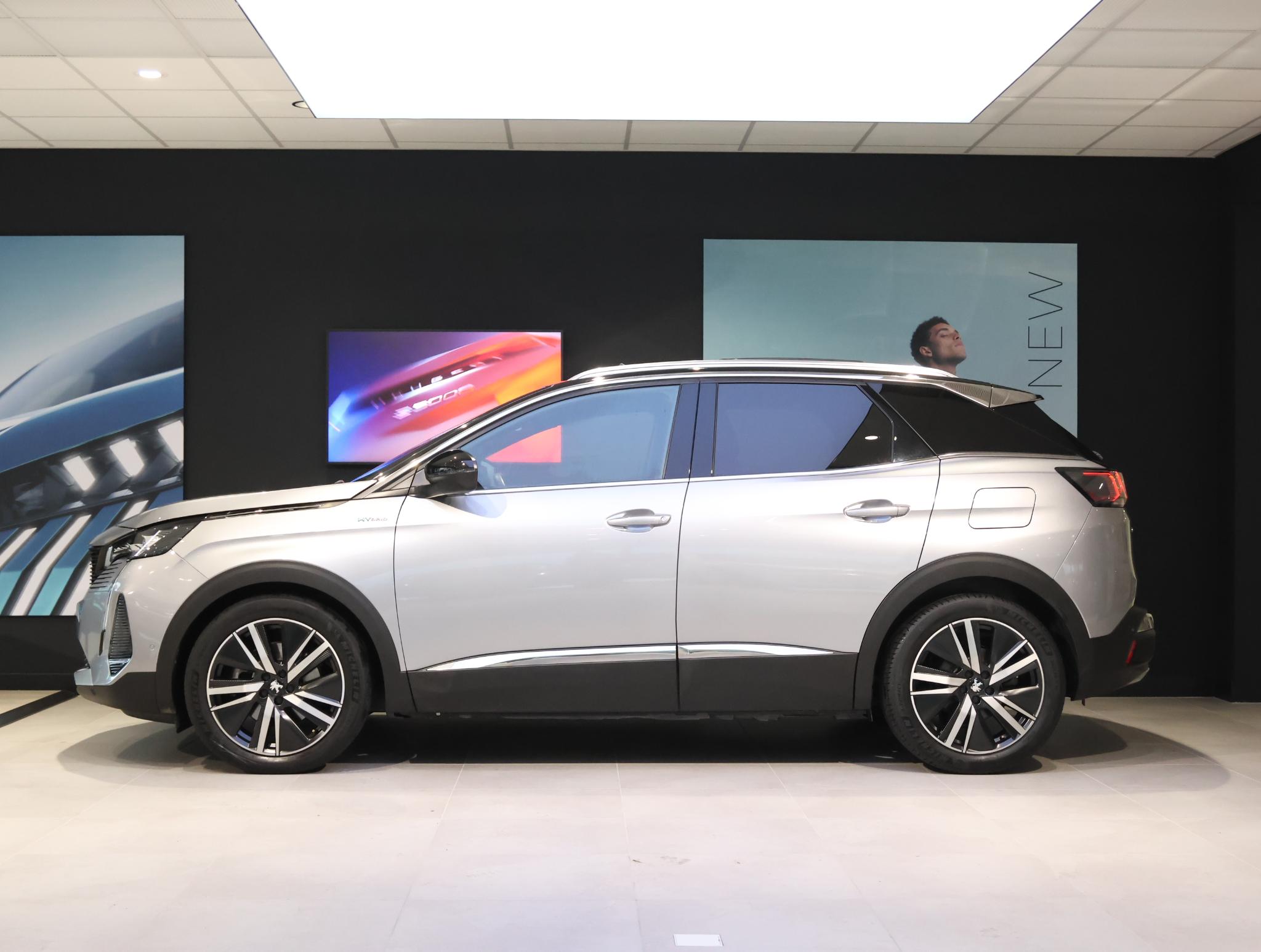 Peugeot 3008 SUV GT Plug-in Hybrid 225 pk Automaat - Afbeelding 2