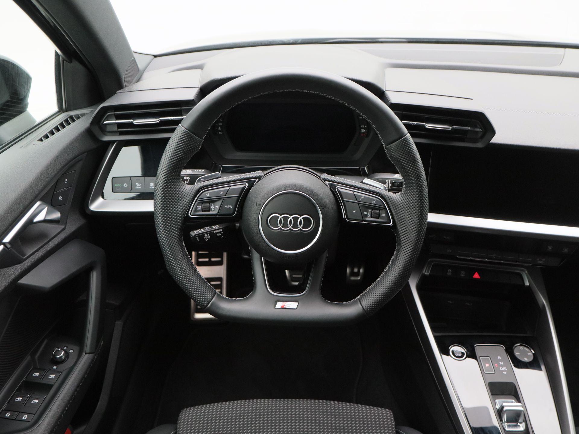 Audi A3 Limousine 30 TFSi Automaat S-Line Automaat - Afbeelding 4
