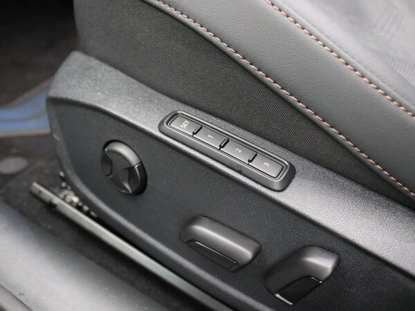 Elektrisch verstelb. passagiersstoel met geheugen Elektrisch verstelb. passagiersstoel met geheugen