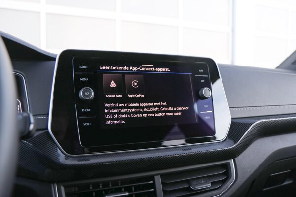 Apple Carplay/Android Auto