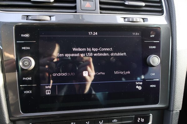 Apple Carplay & Android Auto