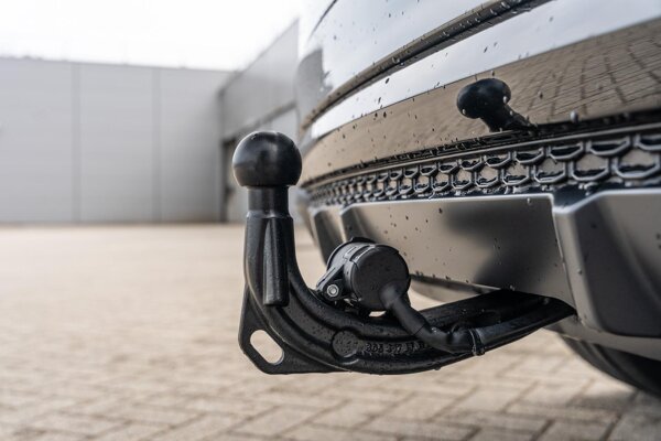 trekhaak elektrisch uitklapbaar