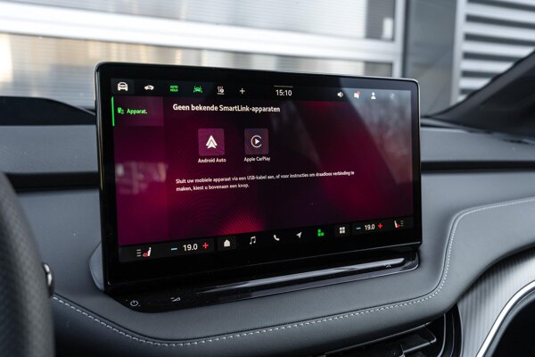 Apple Carplay/Android Auto