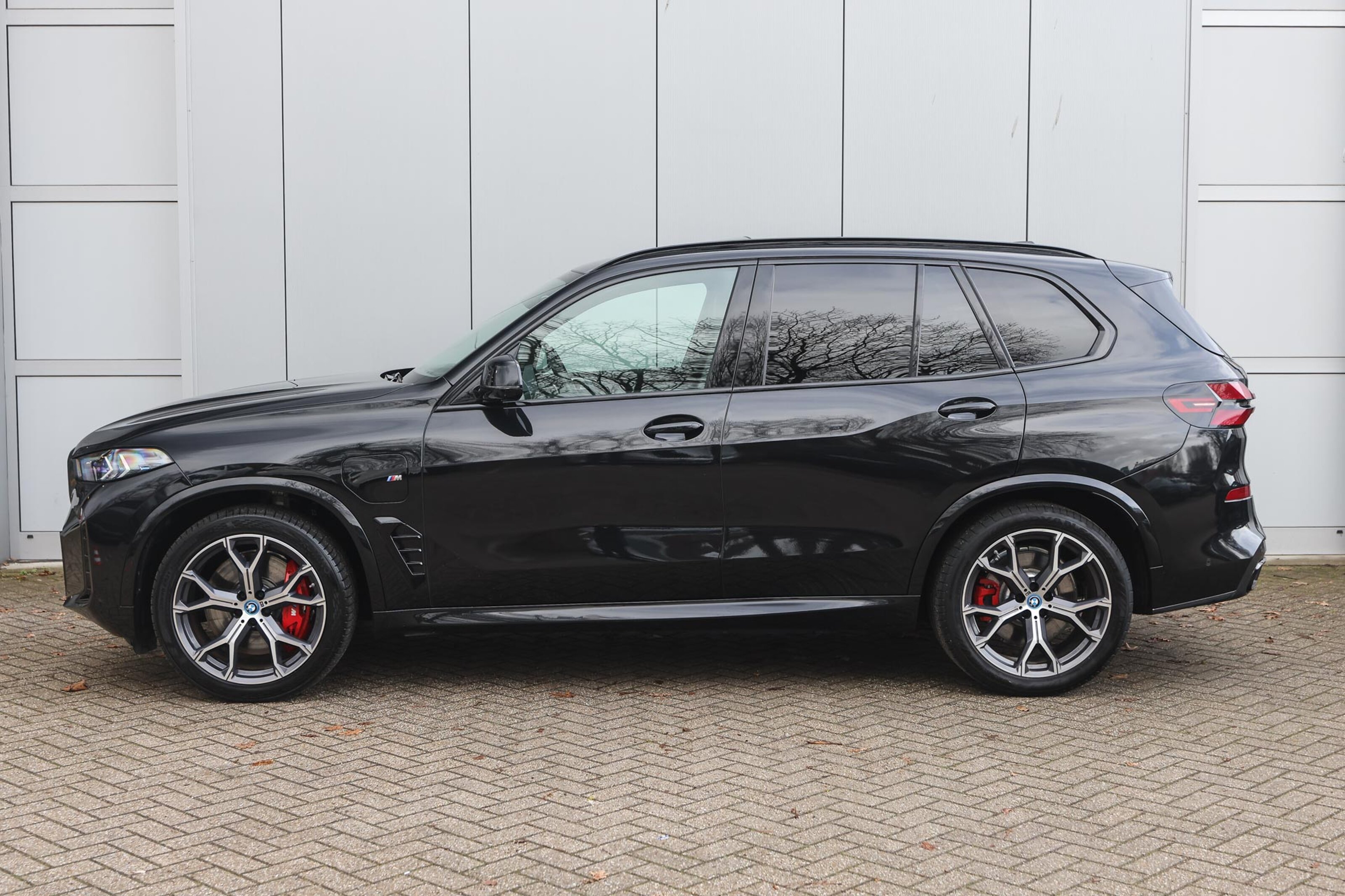 BMW X5 8