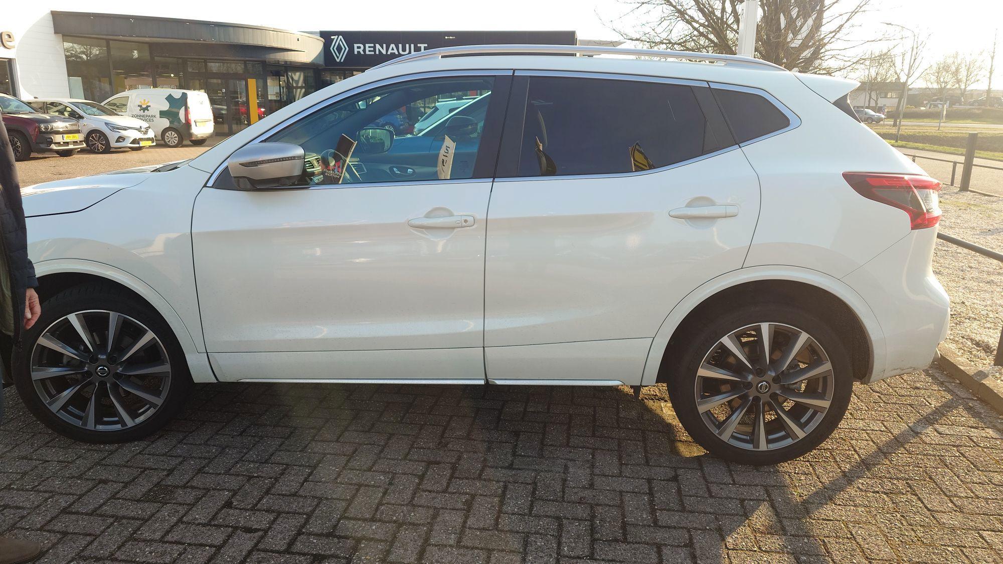 Nissan QASHQAI 1.3 DIG-T Tekna + - Afbeelding 4
