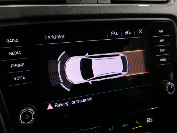 Parking Distance Control voor en achter Parking Distance Control voor en achter