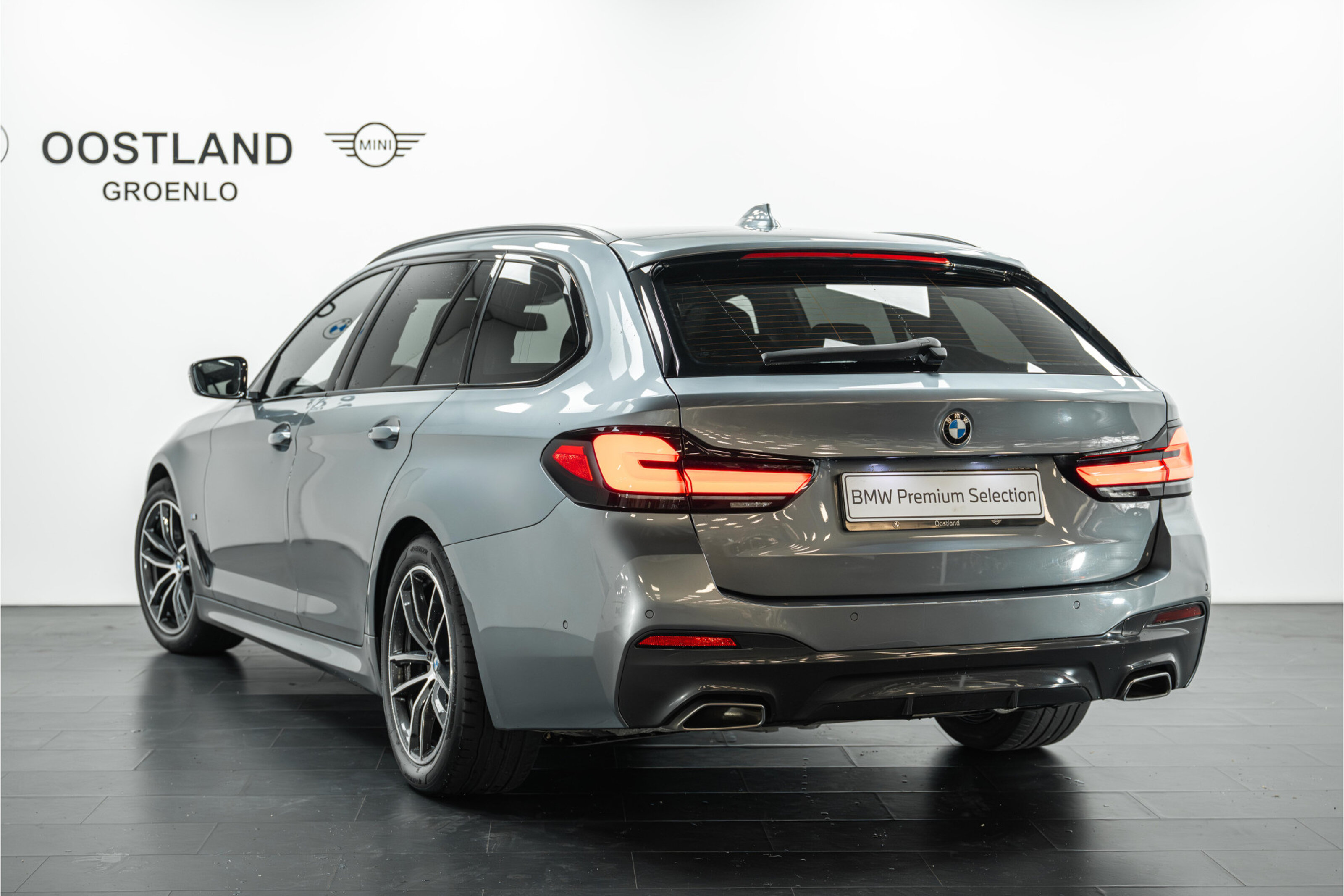 BMW 5 Serie Touring 520i High Executive M Sport Automaat