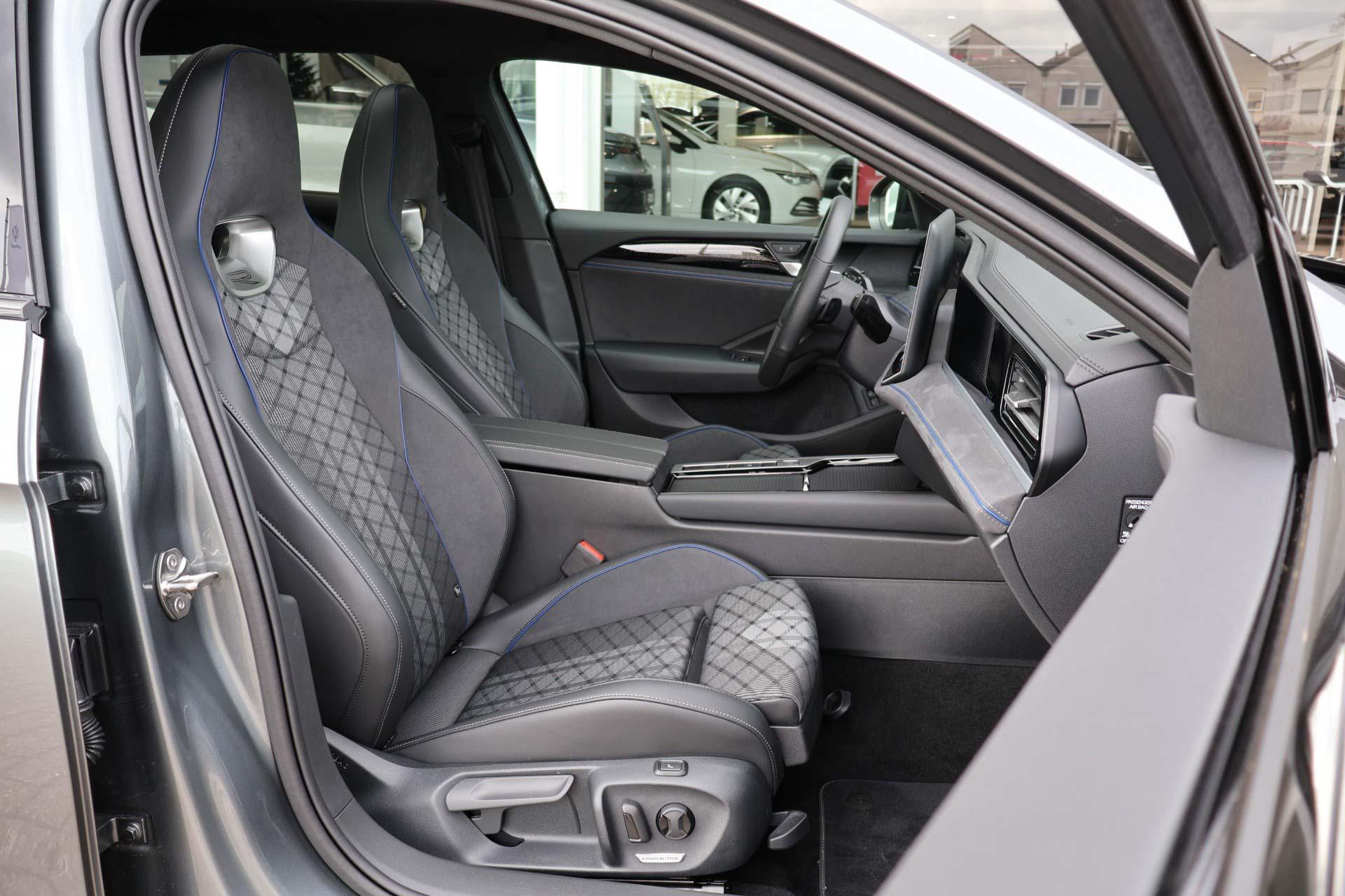 Volkswagen Passat Variant 1.5 eHybrid 272pk R-Line Edition - Afbeelding 4