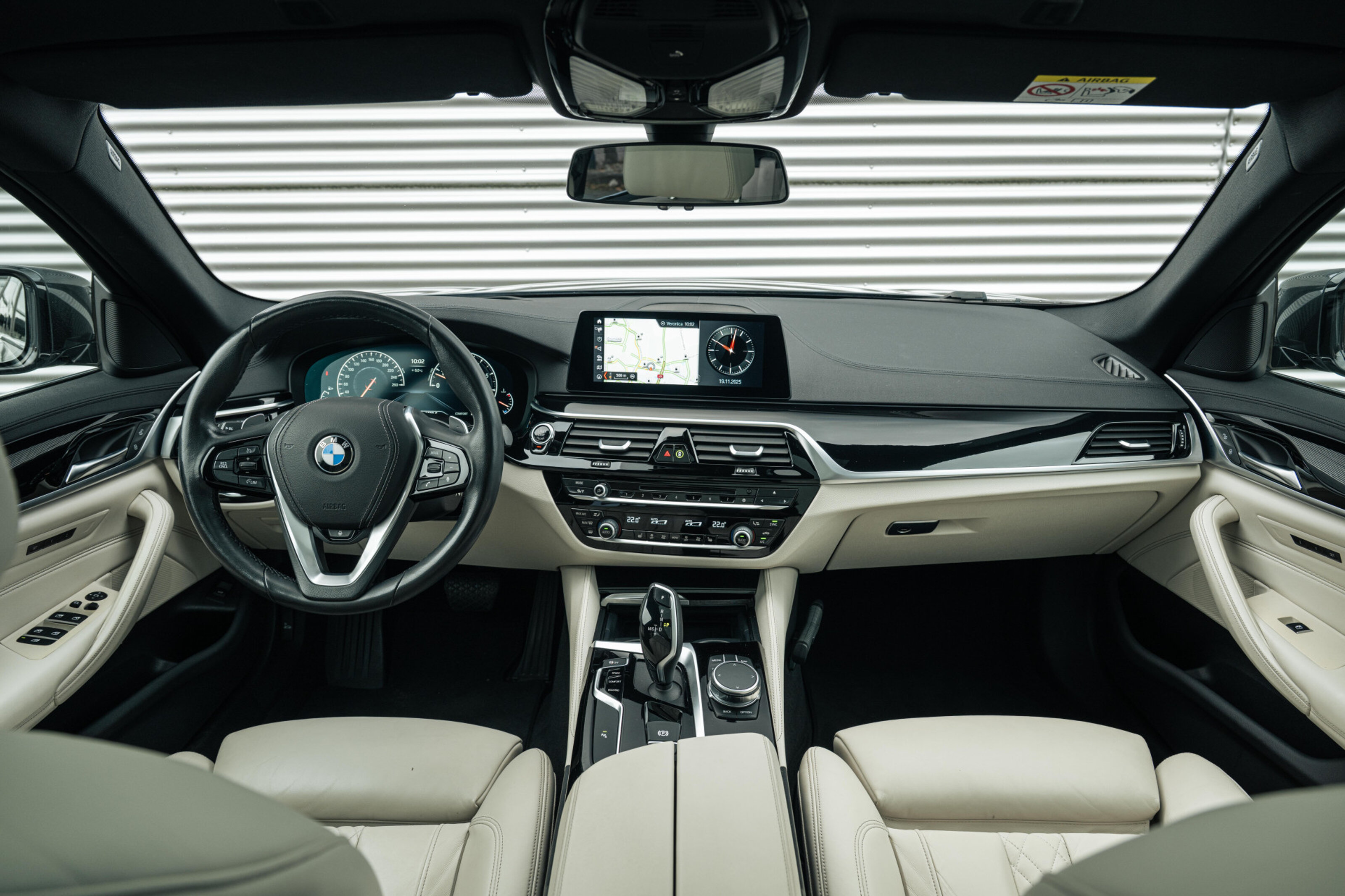 BMW 5 Serie Touring 520i High Executive Luxury Line Automaat
