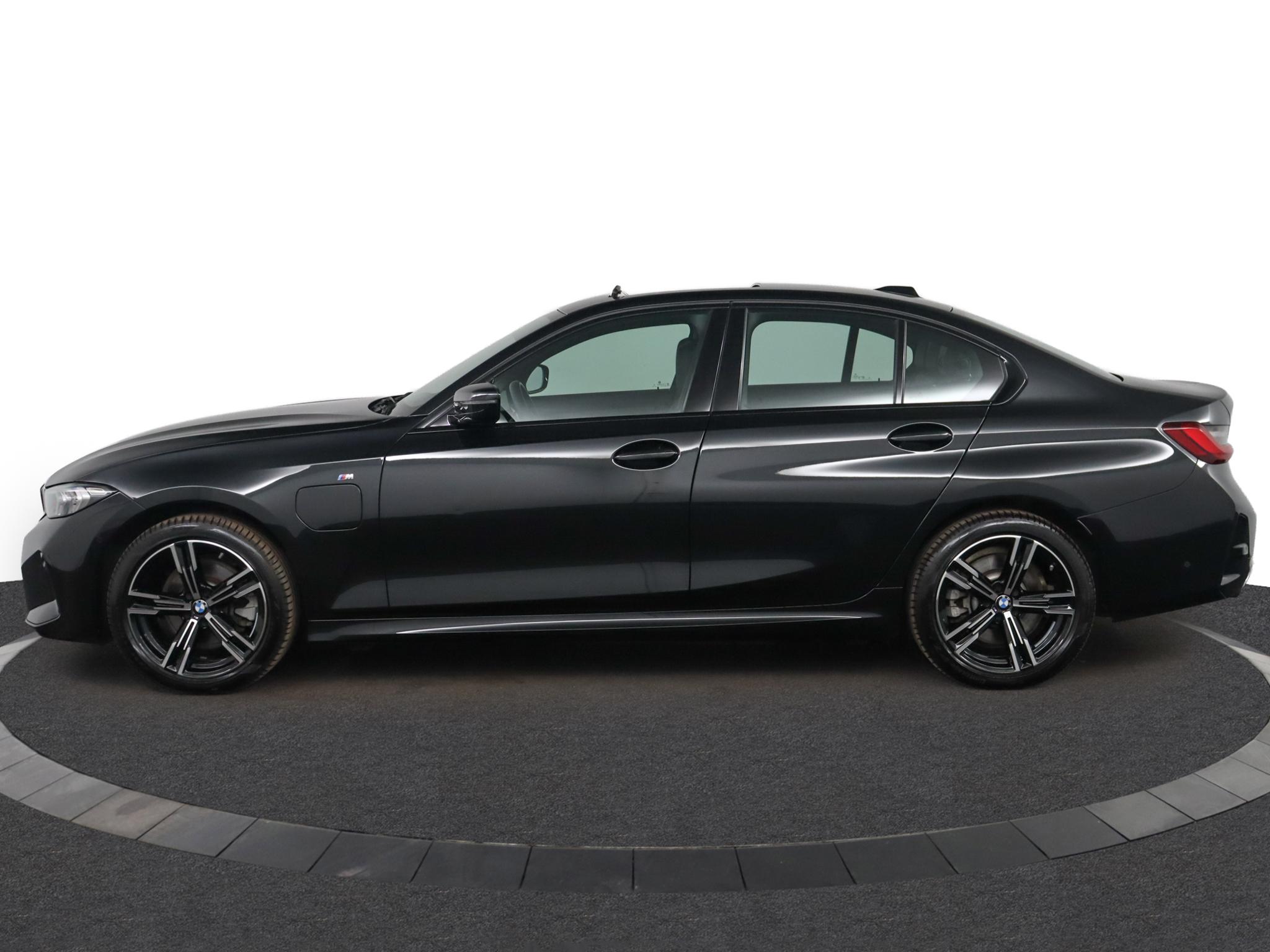 BMW 3 Serie 330e - Afbeelding 3