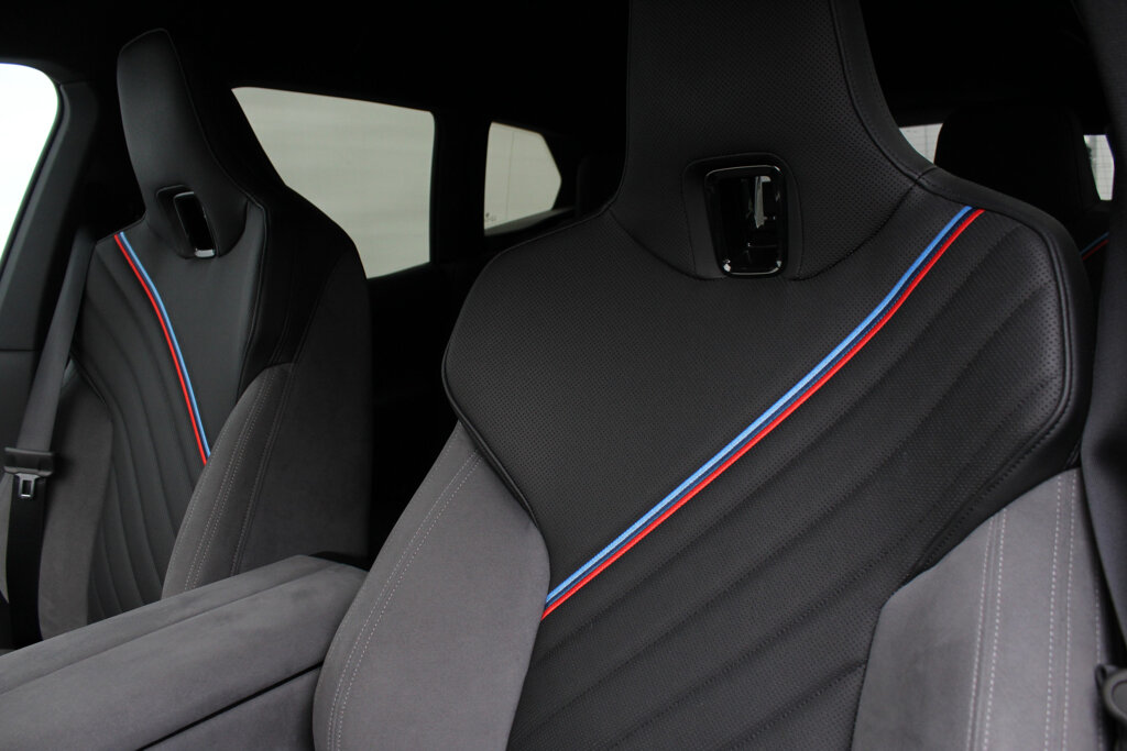 BMW iX 9